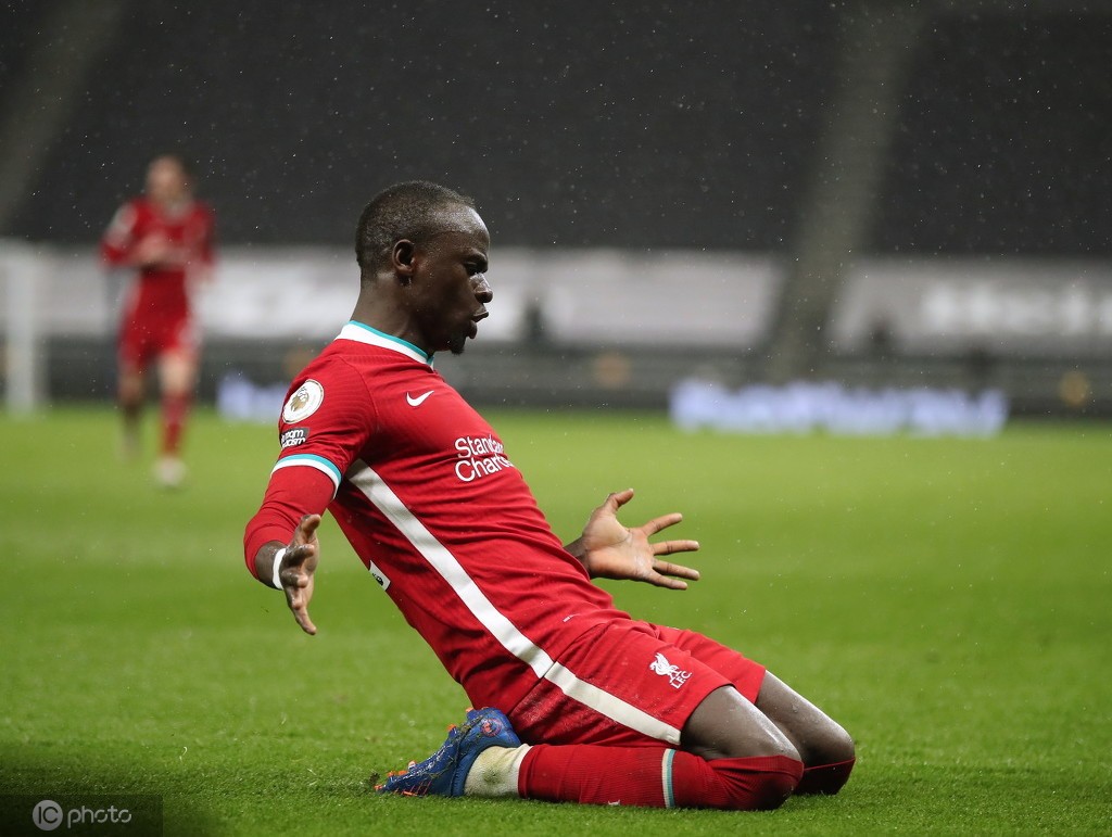 里程碑夜！圣安东尼奥马刺单刀错失；法甲今晚刷纪录；目标明确；临场指挥获称赞的简单介绍