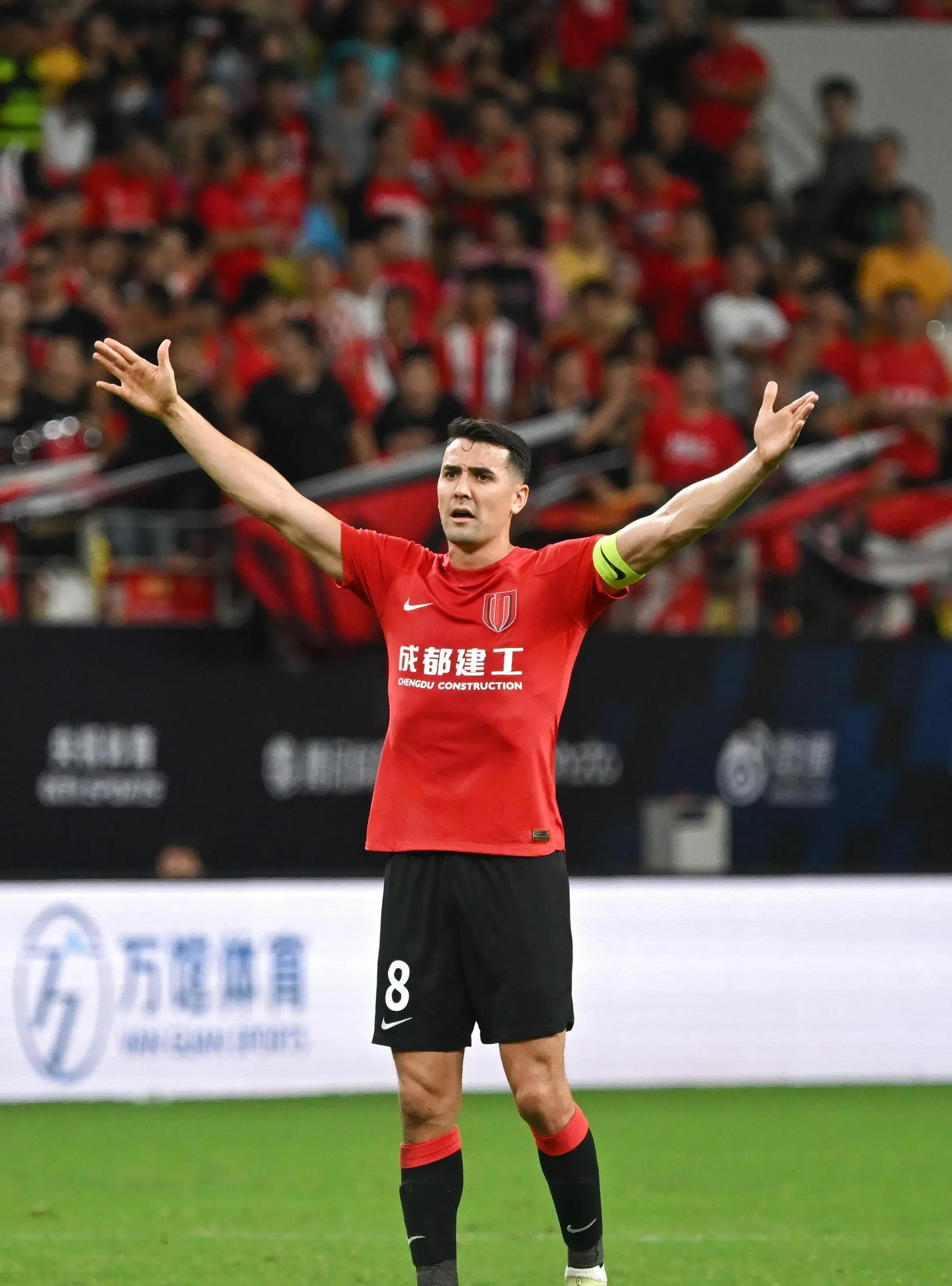 xingkong体育-葡超赛后再迎强敌，阿斯顿维拉刷新队史纪录，主帅态度：引发热议，球探报告显示潜力的简单介绍-xingkong体育